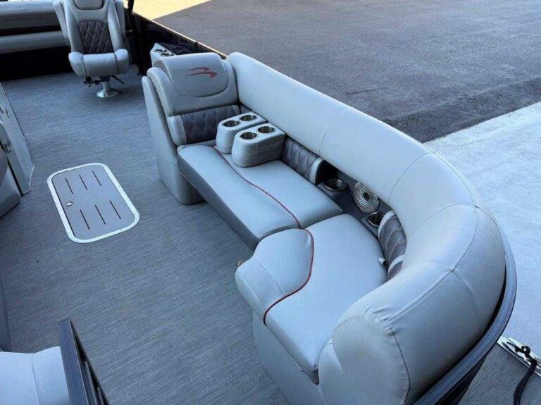 2022 Bennington 26LXSBA - ESP - Tower - Blackout US-ETWM1253B222 [photo 17]